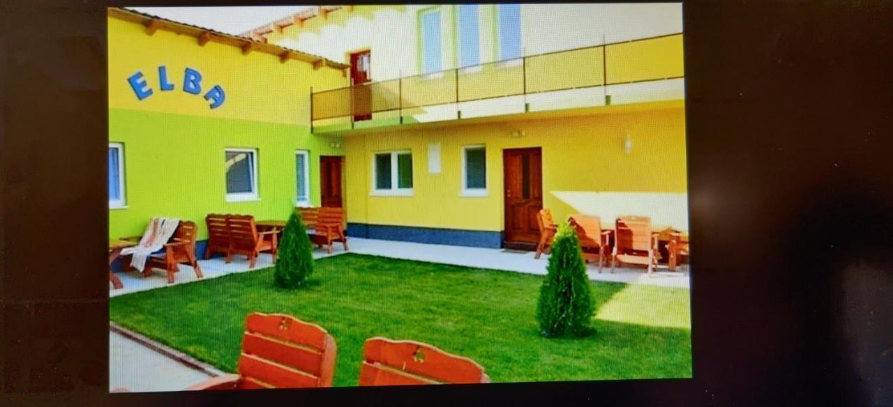 Apartmany Elba Вельки-Медер Экстерьер фото